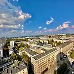 Orange 3 Fast Wifi 1gbs 85'tv Netflix Hbo Disney+ Skyshowmax Apartment Warsaw