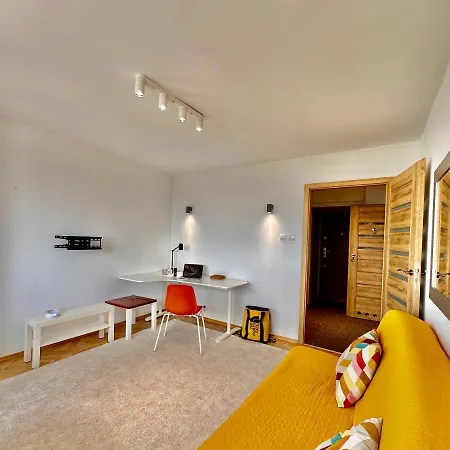 Orange 3 Fast Wifi 1gbs 85'tv Netflix Hbo Disney+ Skyshowmax *