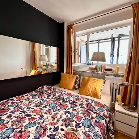 Apartament Orange 3 Fast Wifi 1gbs 85'tv Netflix Hbo Disney+ Skyshowmax