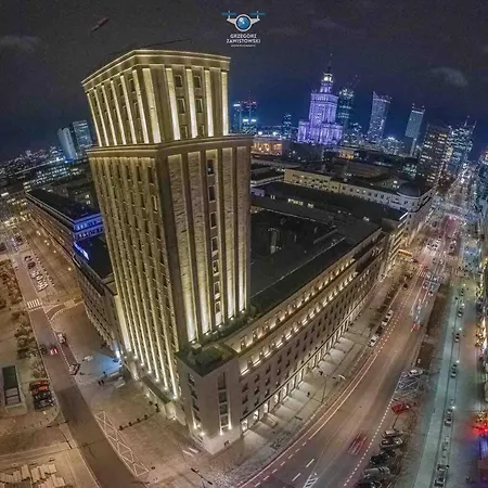 Orange 3 Fast Wifi 1gbs 85'tv Netflix Hbo Disney+ Skyshowmax Apartament