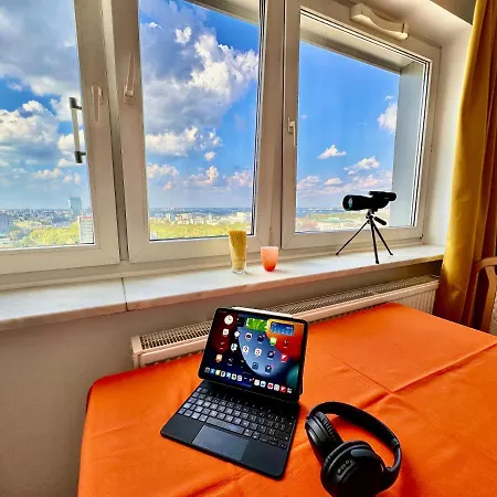 Orange 3 Fast Wifi 1gbs 85'tv Netflix Hbo Disney+ Skyshowmax 아파트 바르샤바