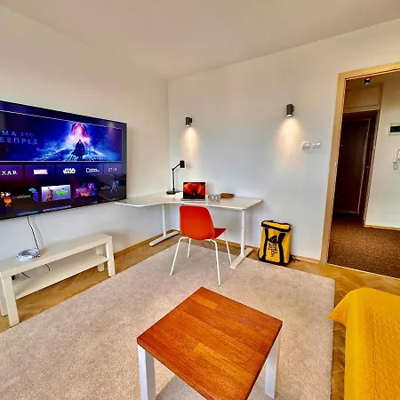Lejlighed Orange 3 Fast Wifi 1gbs 85'tv Netflix Hbo Disney+ Skyshowmax Warszawa