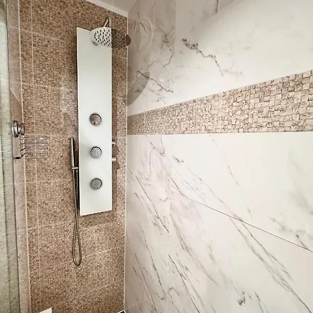 Orange 3 Fast Wifi 1gbs 85'tv Netflix Hbo Disney+ Skyshowmax Apartmán Varšava